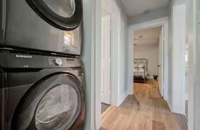 3205 Eastex Freeway, Houston, TX 77026