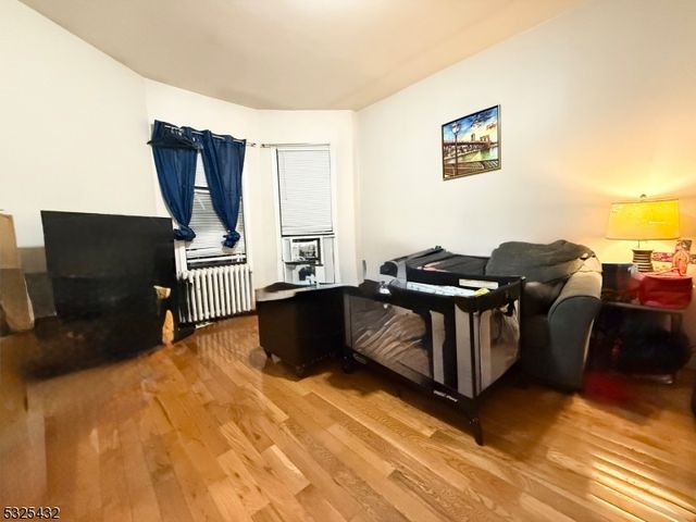 73 Winfield Ave, Jersey City, NJ 07305