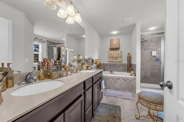 14594 CAPLOCK DRIVE, Orlando, FL 32837