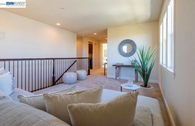 4456 Sunset View Dr, Dublin, CA 94568