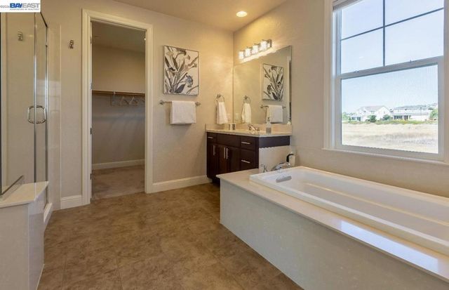 4456 Sunset View Dr, Dublin, CA 94568