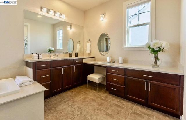 4456 Sunset View Dr, Dublin, CA 94568