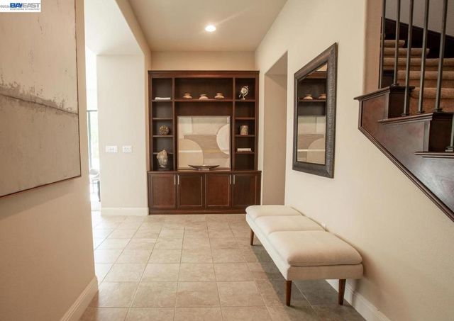 4456 Sunset View Dr, Dublin, CA 94568