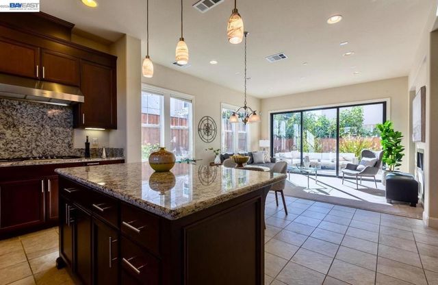 4456 Sunset View Dr, Dublin, CA 94568