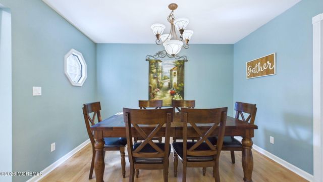 13 Lee Road, Manalapan, NJ 07726