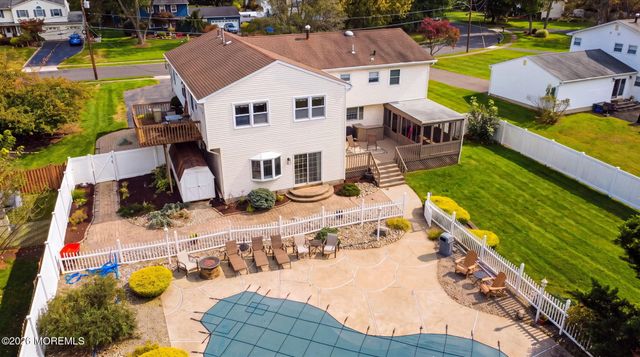 13 Lee Road, Manalapan, NJ 07726