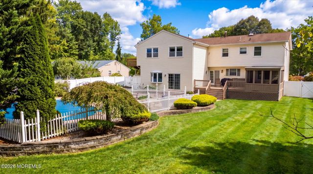 13 Lee Road, Manalapan, NJ 07726