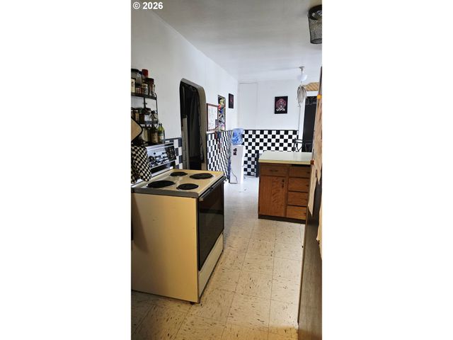 2201 N FIR St, La Grande, OR 97850