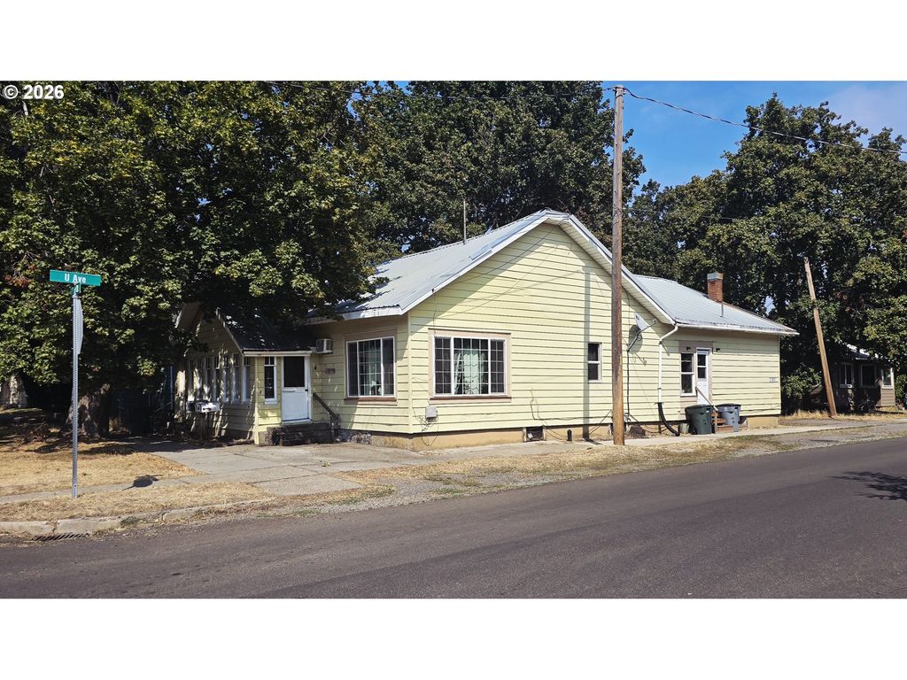 2201 N FIR St, La Grande, OR 97850