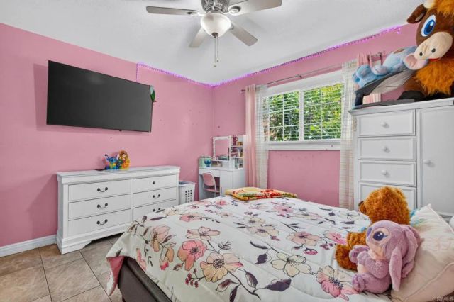 1601 Cherry Place, Escondido, CA 92027