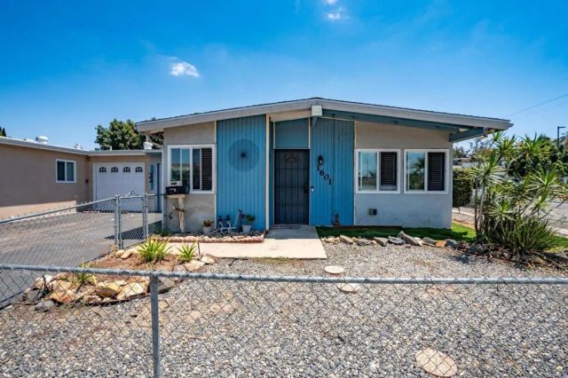1601 Cherry Place, Escondido, CA 92027