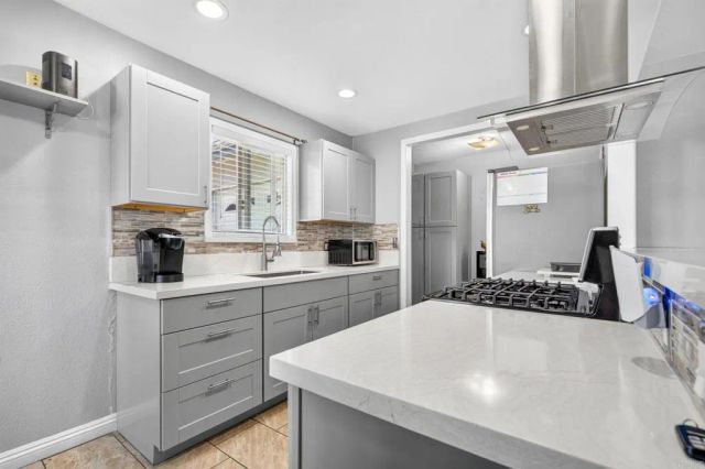 1601 Cherry Place, Escondido, CA 92027
