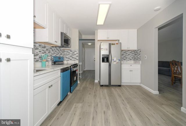 2016 CASCADE RD, Silver Spring, MD 20902