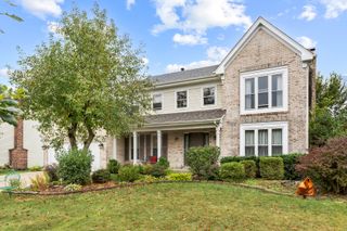 1525 Sandburg Drive, Schaumburg, IL 60173