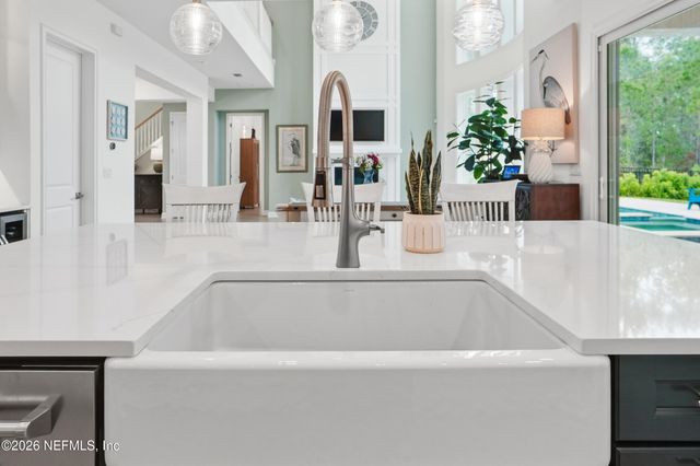 3055 SPIRO Circle, Jacksonville, FL 32246