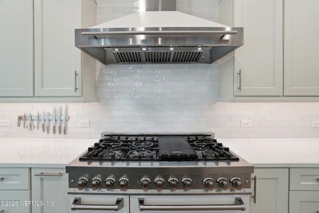 3055 SPIRO Circle, Jacksonville, FL 32246