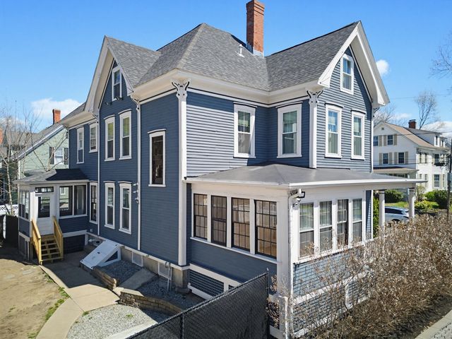 118 N Adams Street, Manchester, NH 03104