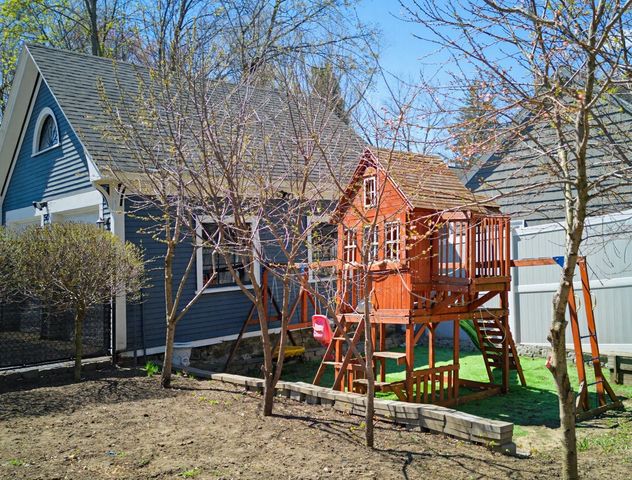 118 N Adams Street, Manchester, NH 03104