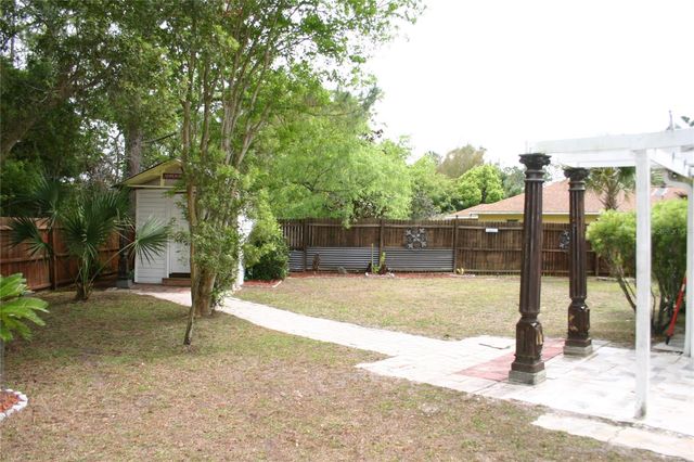 18 BURTON PLACE, Palm Coast, FL 32137