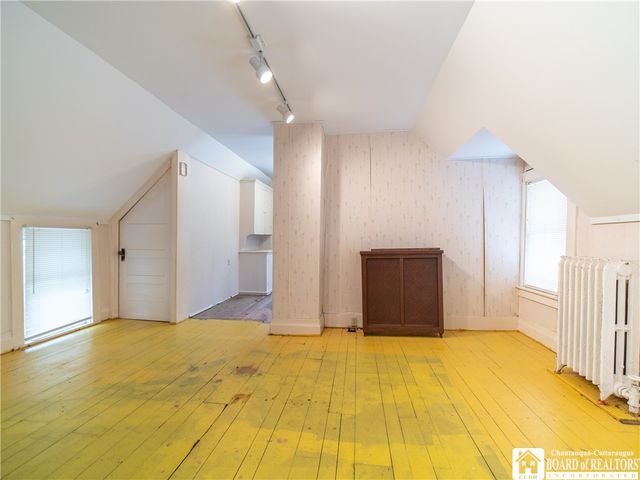 21 Chestnut Street, Westfield, NY 14787