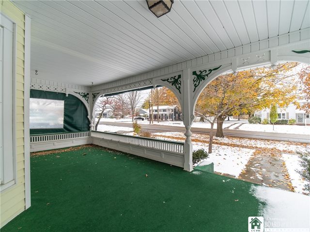 21 Chestnut Street, Westfield, NY 14787