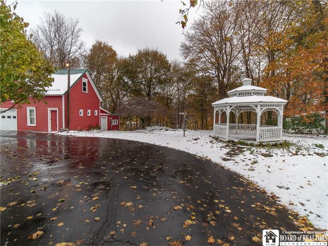 21 Chestnut Street, Westfield, NY 14787