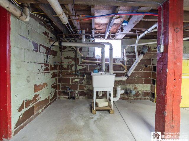 21 Chestnut Street, Westfield, NY 14787