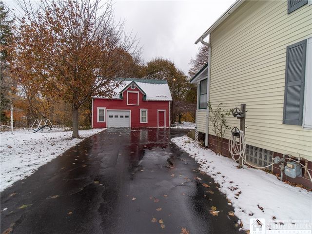 21 Chestnut Street, Westfield, NY 14787