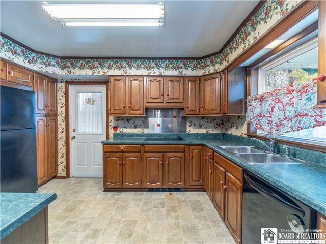 21 Chestnut Street, Westfield, NY 14787