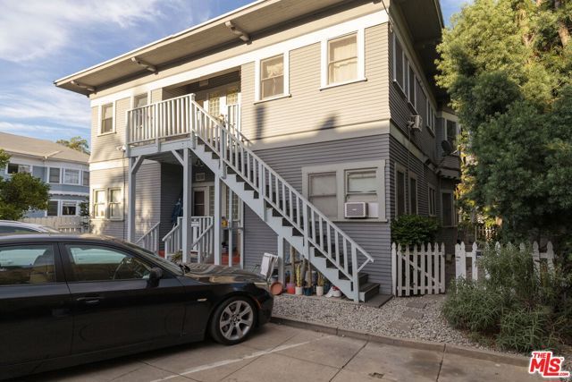 1965 N Bronson Avenue, Los Angeles, CA 90068