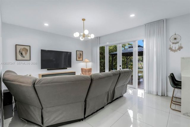 156 SE 22nd Terrace, Homestead, FL 33033