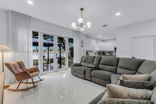 156 SE 22nd Terrace, Homestead, FL 33033