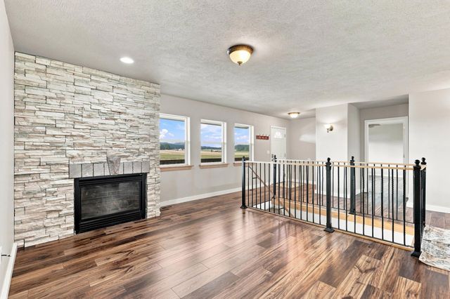 5284 S Wallbridge Rd, Deer Park, WA 99006