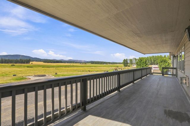 5284 S Wallbridge Rd, Deer Park, WA 99006
