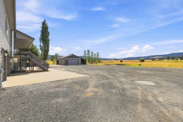 5284 S Wallbridge Rd, Deer Park, WA 99006