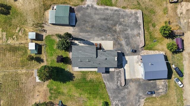 5284 S Wallbridge Rd, Deer Park, WA 99006