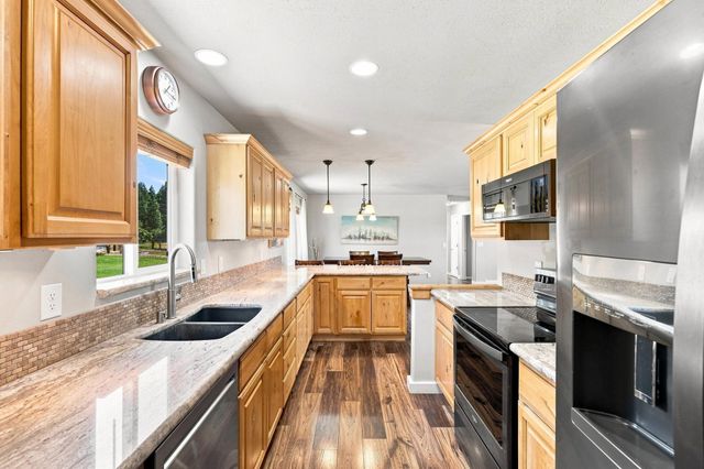 5284 S Wallbridge Rd, Deer Park, WA 99006