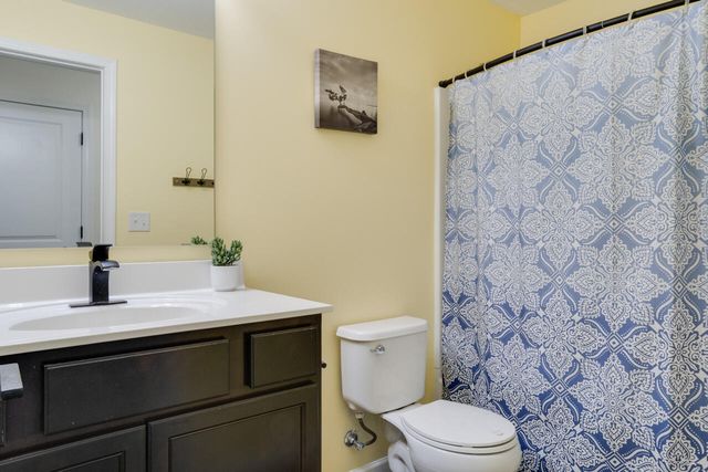 1209 Gardner Pond Lane, Vicksburg Vllg, MI 49097