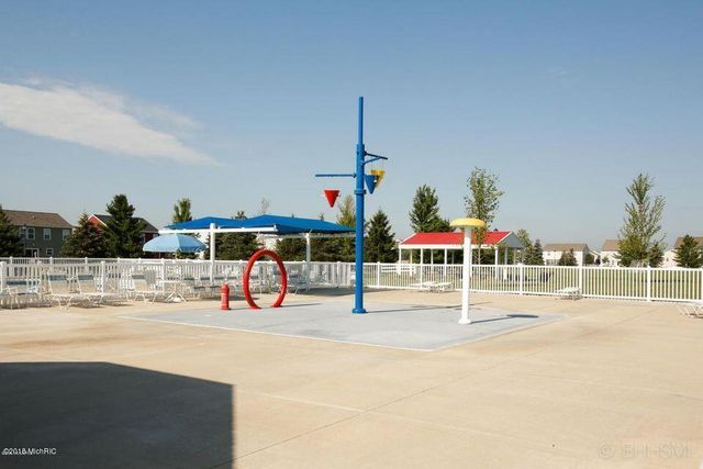 1209 Gardner Pond Lane, Vicksburg Vllg, MI 49097