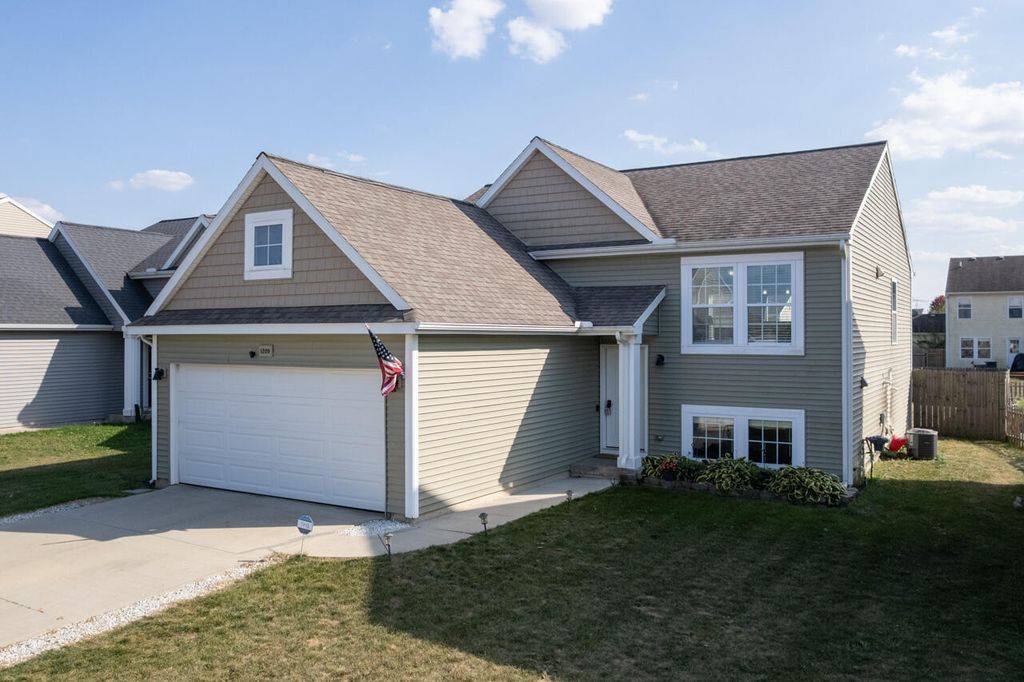 1209 Gardner Pond Lane, Vicksburg Vllg, MI 49097