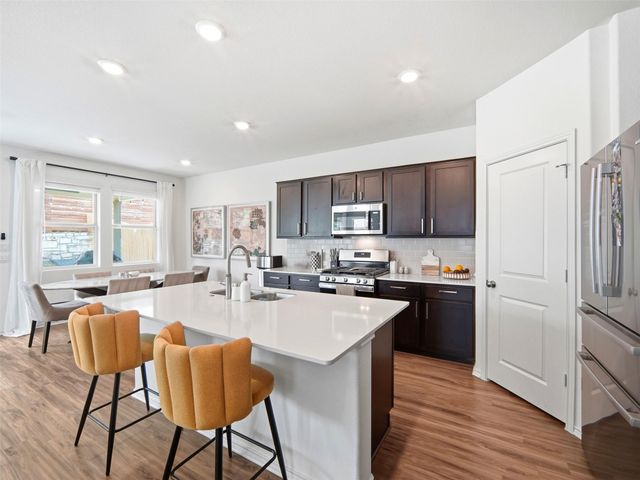 10215 Buster DR, Austin, TX 78748