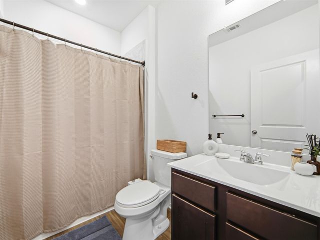 10215 Buster DR, Austin, TX 78748