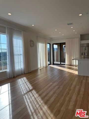 20812 W Bur Oak Circle, Porter Ranch, CA 91326
