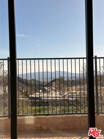 20812 W Bur Oak Circle, Porter Ranch, CA 91326