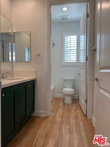 20812 W Bur Oak Circle, Porter Ranch, CA 91326