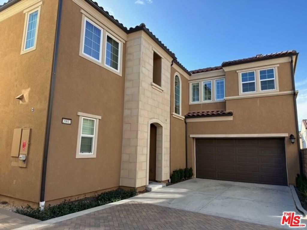 20812 W Bur Oak Circle, Porter Ranch, CA 91326