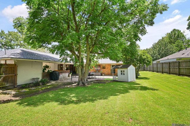 2033 Pollard Pkwy, Baton Rouge, LA 70808