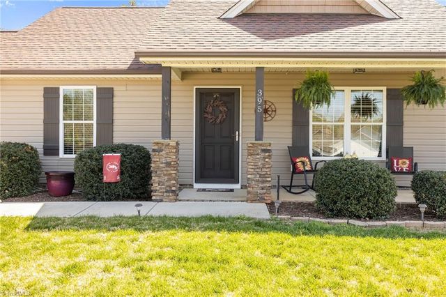 395 Twin Creeks Drive, Stokesdale, NC 27357