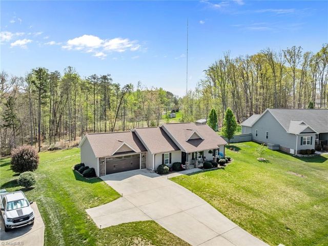 395 Twin Creeks Drive, Stokesdale, NC 27357
