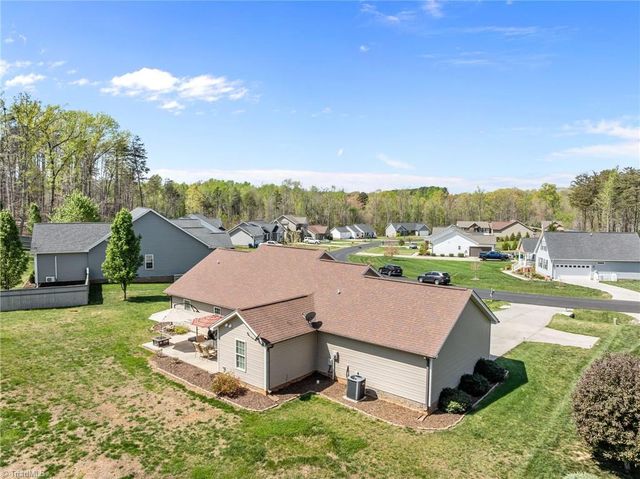 395 Twin Creeks Drive, Stokesdale, NC 27357